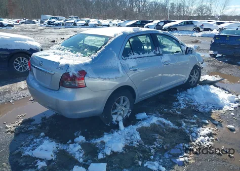 2007 Toyota Yaris z USA, uszkodzony, nr VIN JTDBT903571084366
